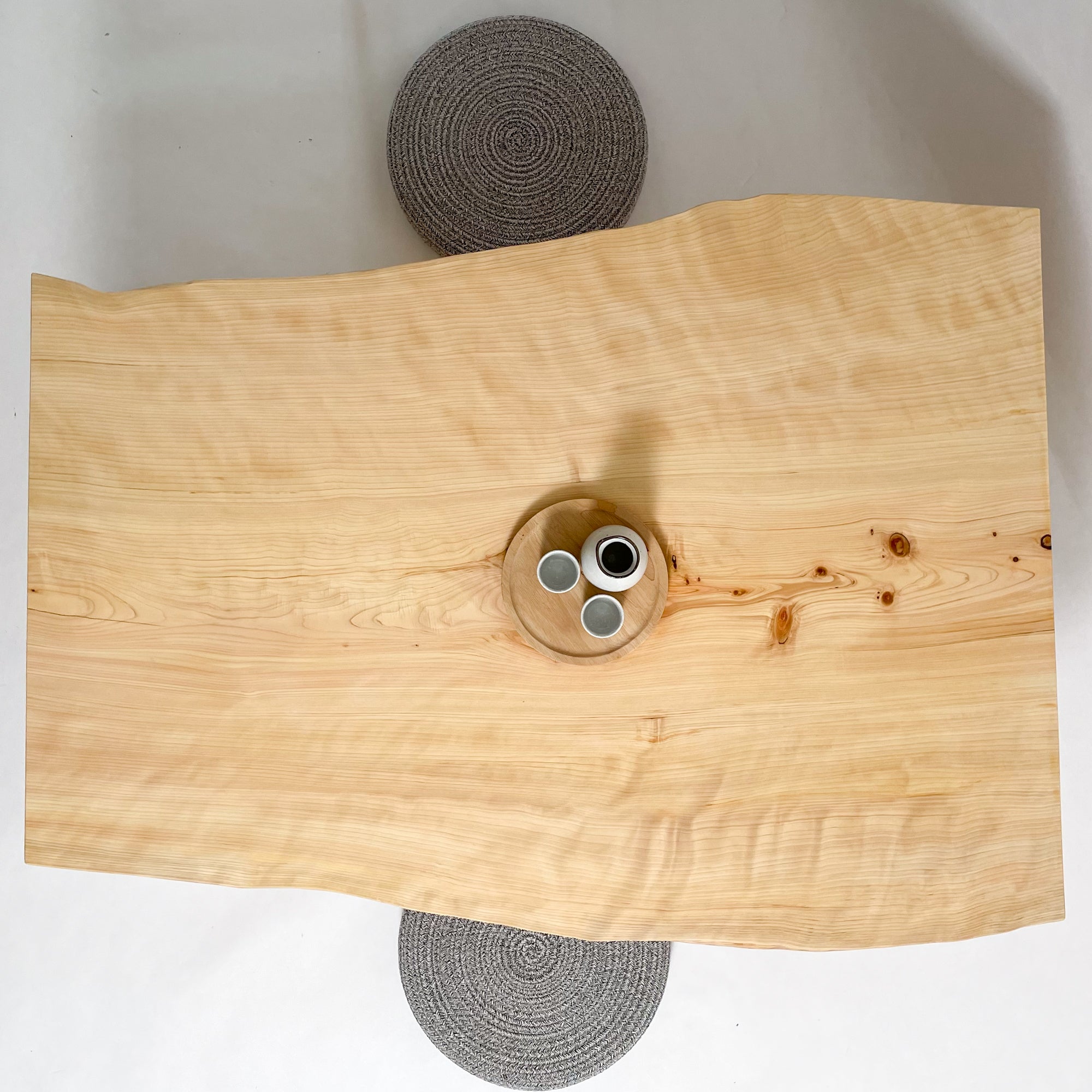 KIDO MEIMOKU 檜一枚板リビングテーブル｜120cm(4人掛け) – 【公式