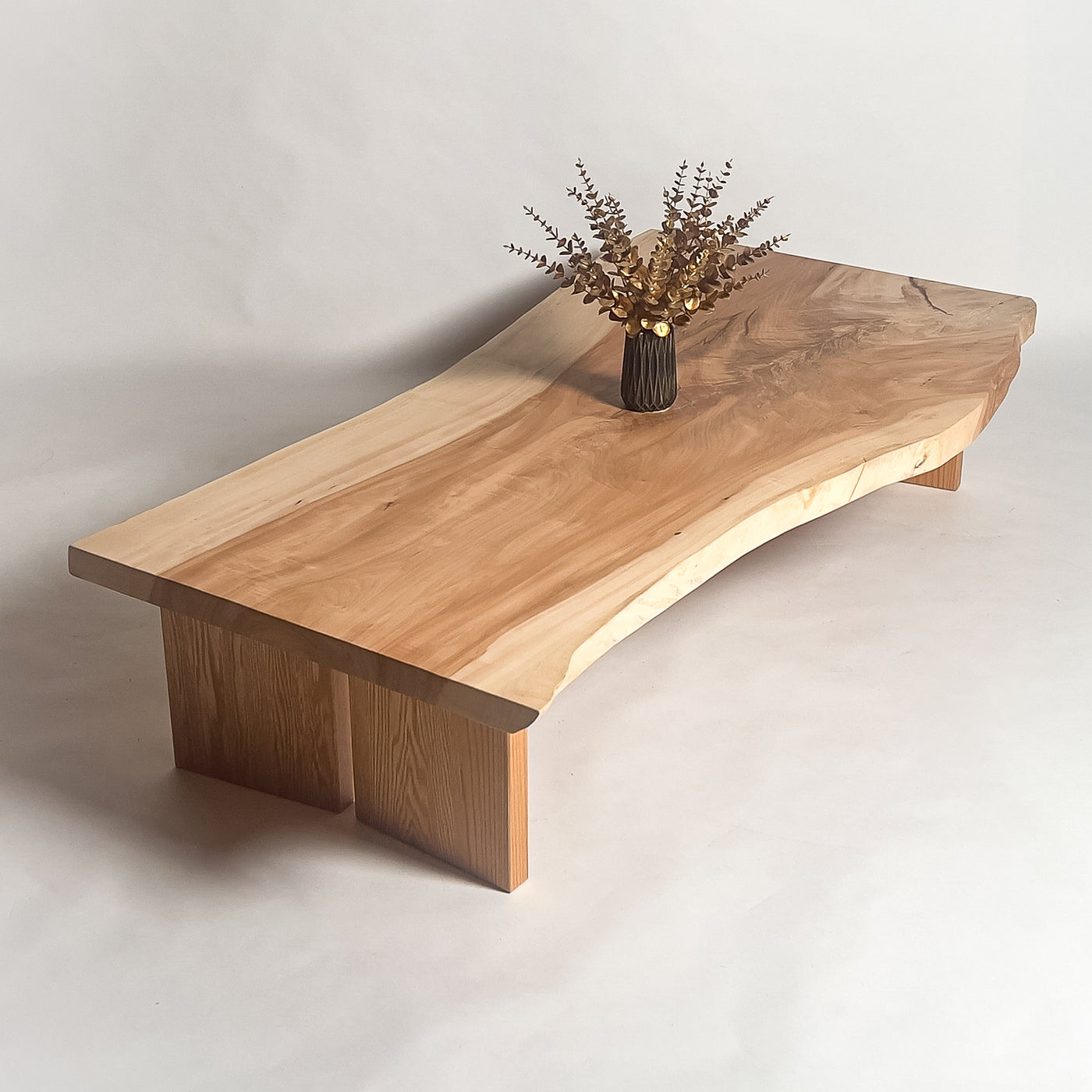 No.2248　栃（とち）/一枚板リビングテーブル