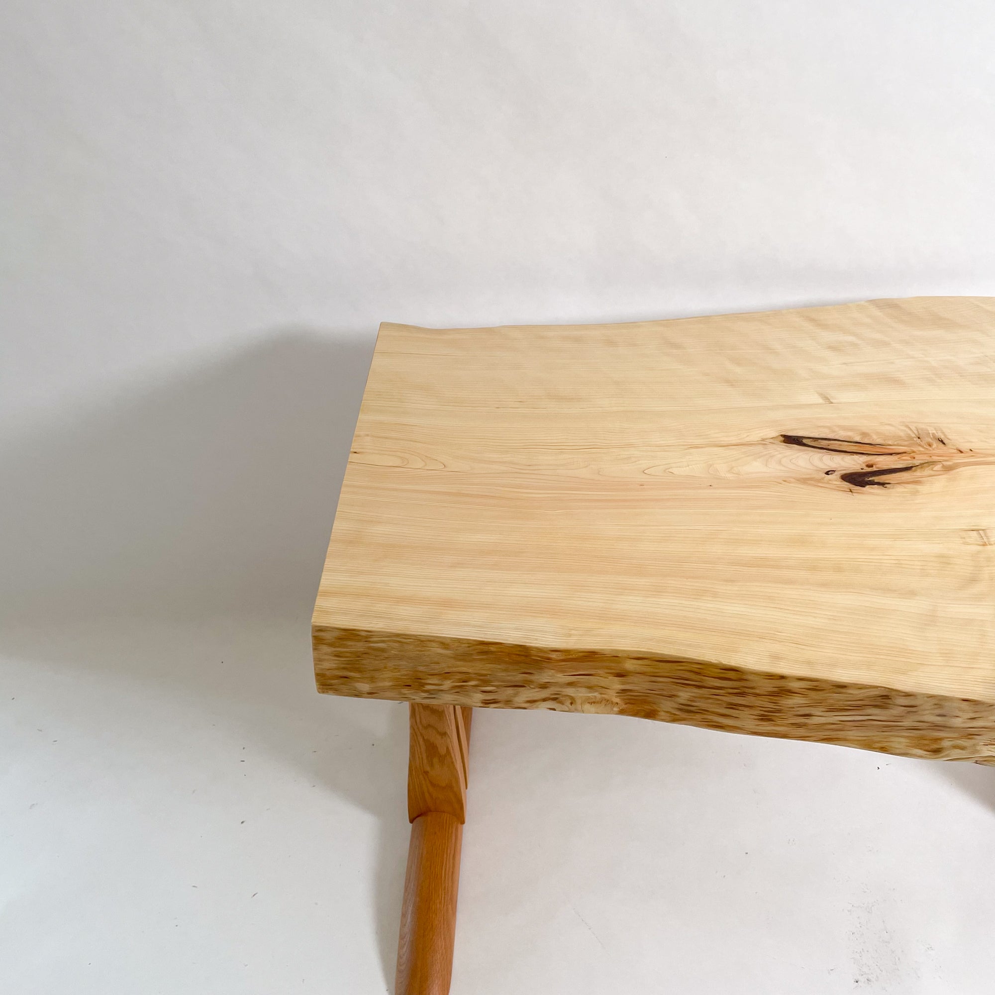 KIDOMEIMOKU 檜一枚板ダイニングテーブル｜120cm(4人掛け) – KIDO