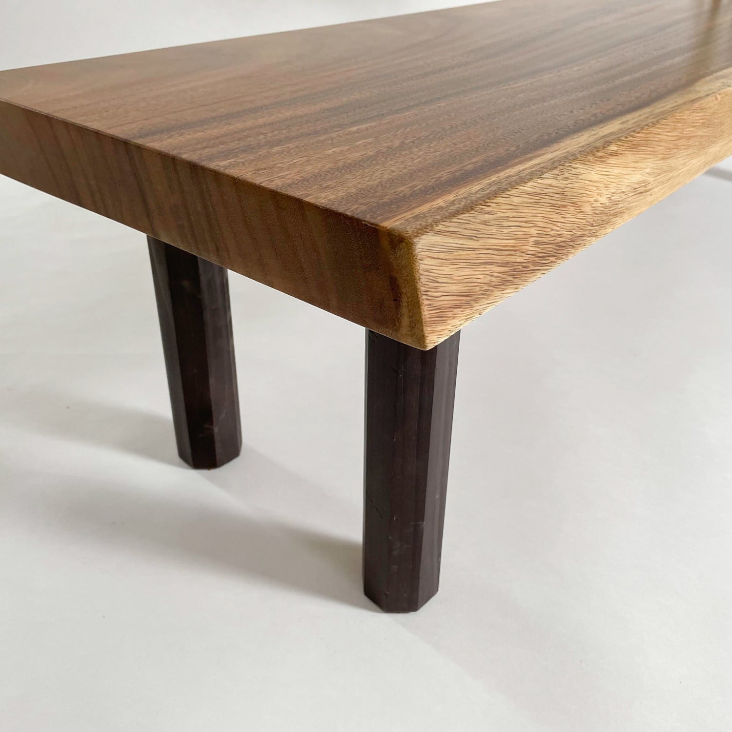 鬼童銘木】No.796 一枚板モンキーポッドテレビ台／ローカウンター｜2人